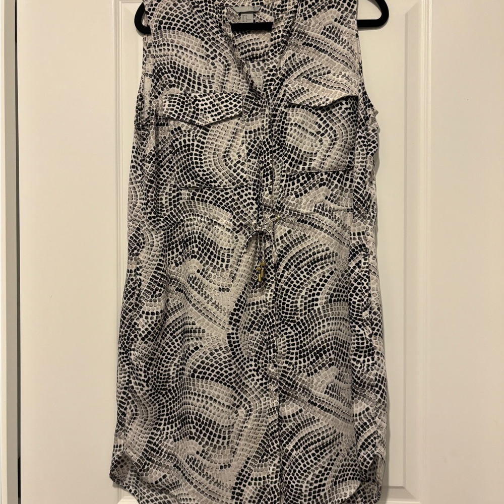 H&M Sleeveless Black and White Mosaic Pattern Dress